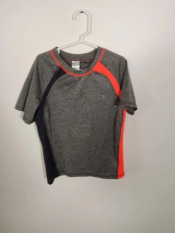 C3 t-shirt gris Décathlon 8