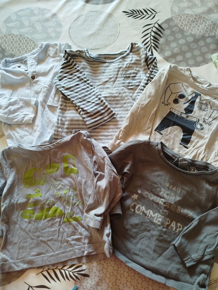Lot vêtements taille 12 mois - photo numéro 7