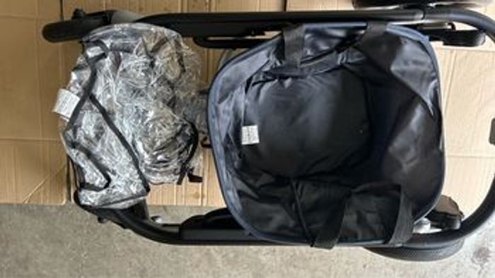 Poussette bébé confort - photo numéro 8