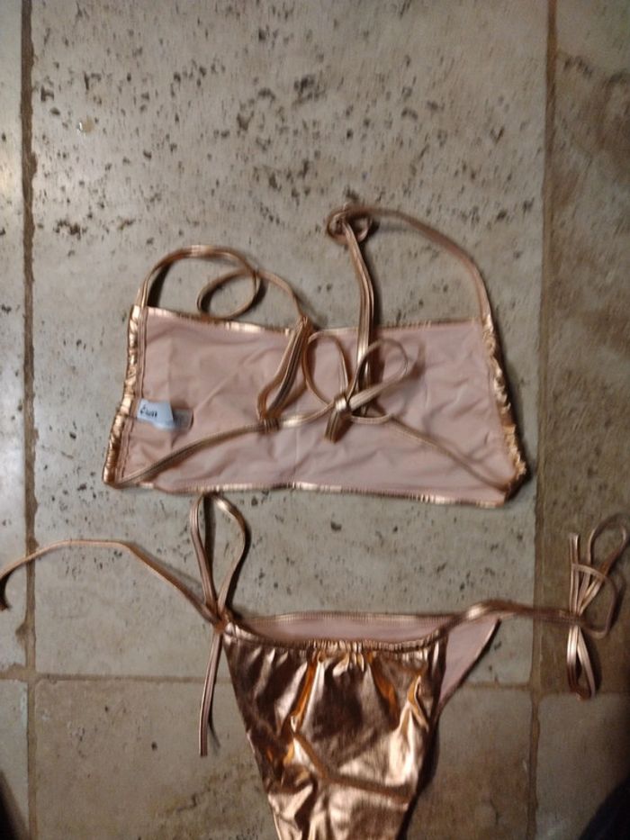 Maillot de bain 2 pièces doré en 40 - photo numéro 3
