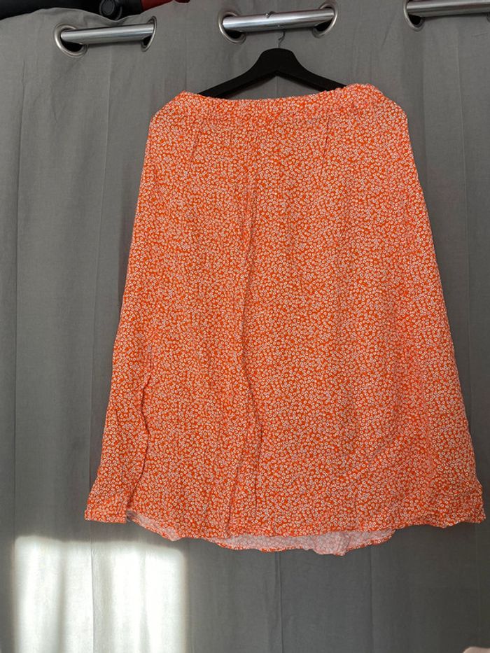 Jupe mi longue orange