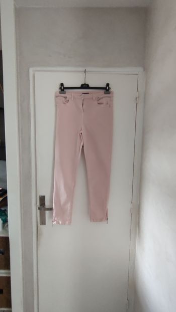 Pantalon femme marque breal taille 40  couleur rose