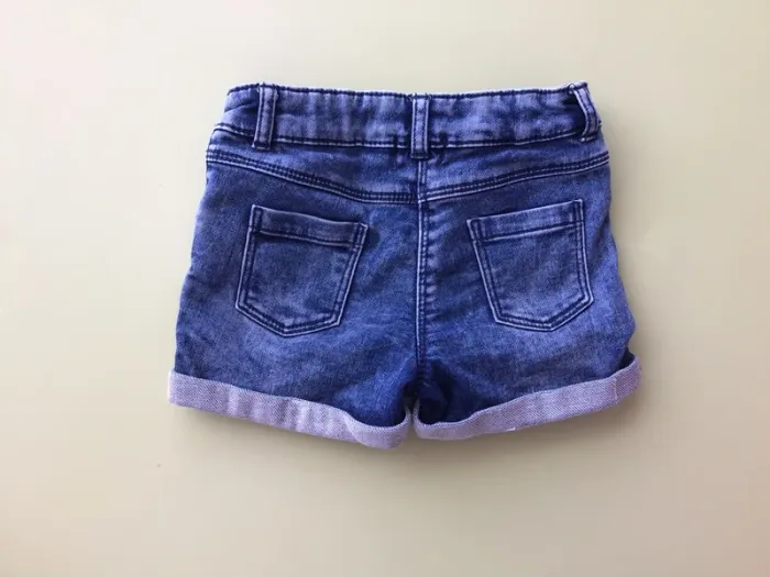 Short fille - photo numéro 3