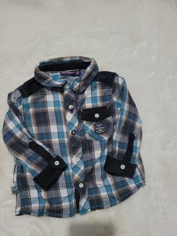 Belle chemise taille 6 mois