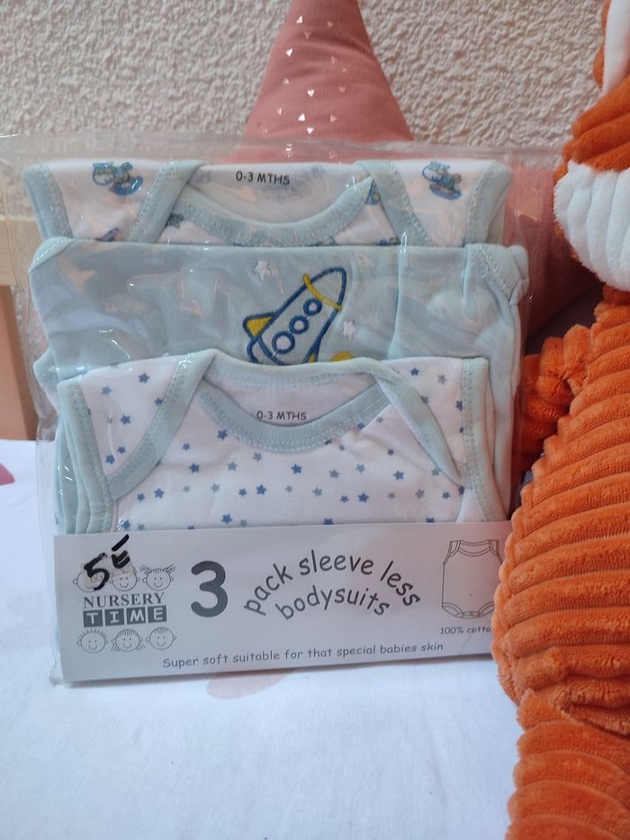 Lot de 6 bodies bébé garçon/fille - Neufs emballés - Nursery time - photo numéro 2