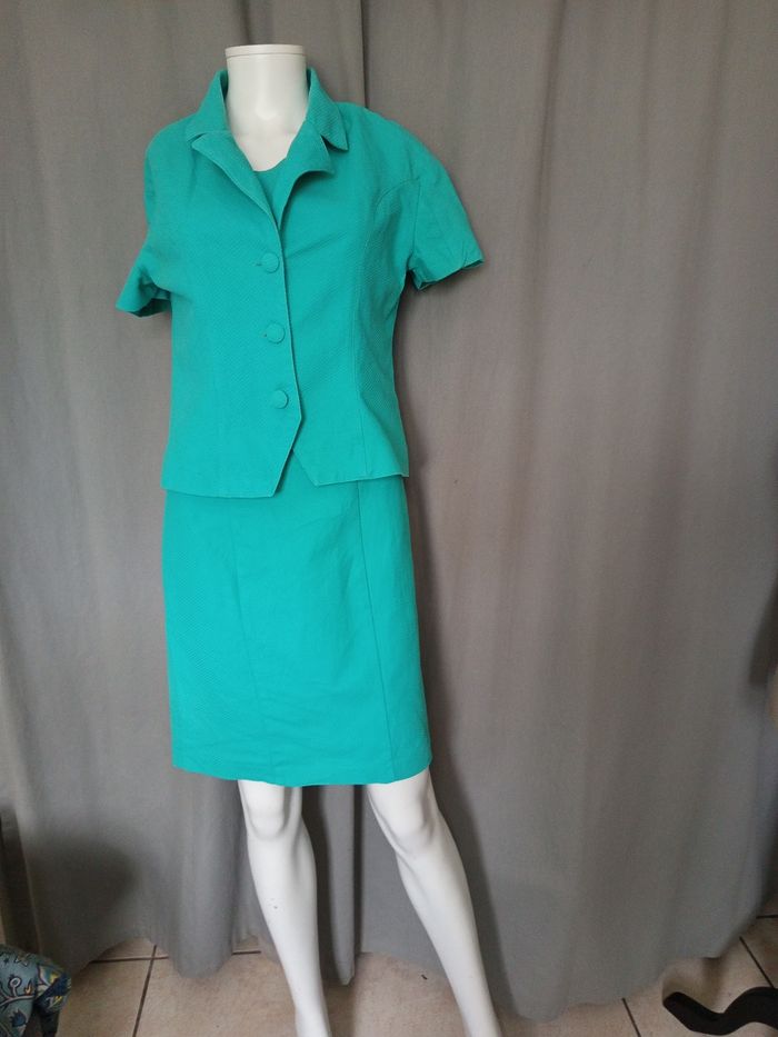 Robe et veste - photo numéro 2