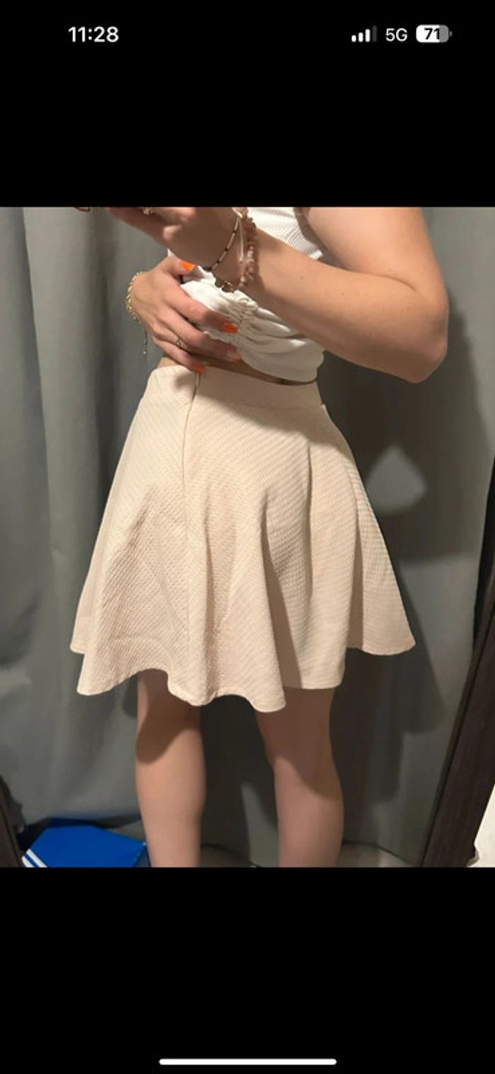 Jupe patineuse shein XS - photo numéro 4