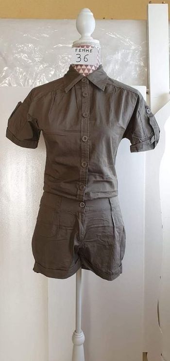 Combi-short, marron, coton,en très très bon état, longueur 80Cm,marque Jennyfer =6€