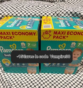2 cartons de couches Pampers taille 7