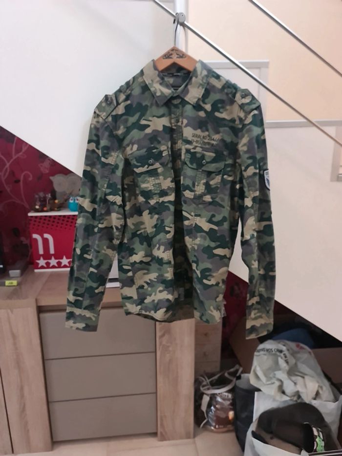 Chemise Dissident neuve taille M - photo numéro 2