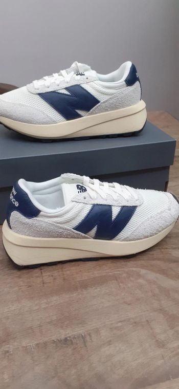 New balance 370 taille 38 neuve
