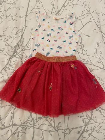 Ensemble jupe et haut en 3 ans