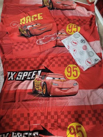 Parure Cars Disney bon état rouge 90 x190