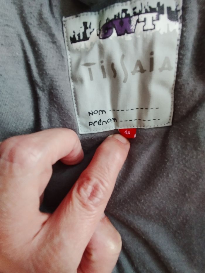 Blouson enfant - taille 4 ans - capuche amovible - hiver - photo numéro 5