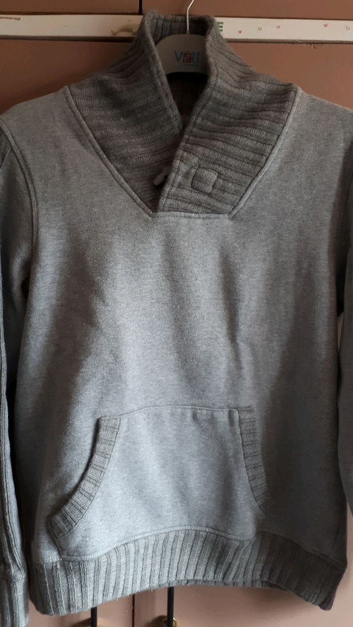 Pull gris homme - photo numéro 3