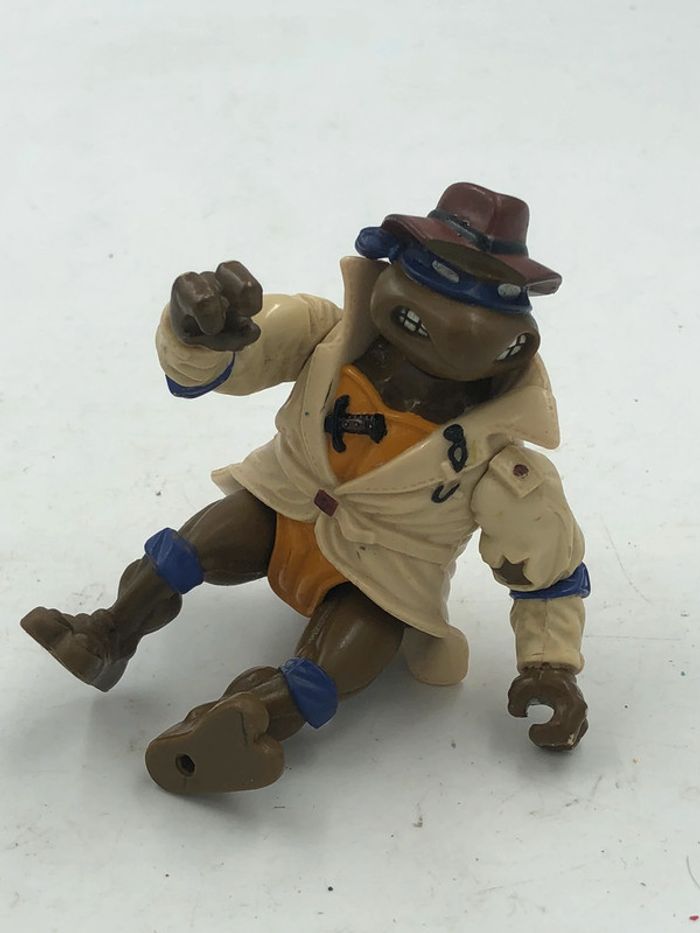 Figurine vintage Teenage Mutant Ninja Turtles Détective Donatello Playmates Toys 1990 - photo numéro 5