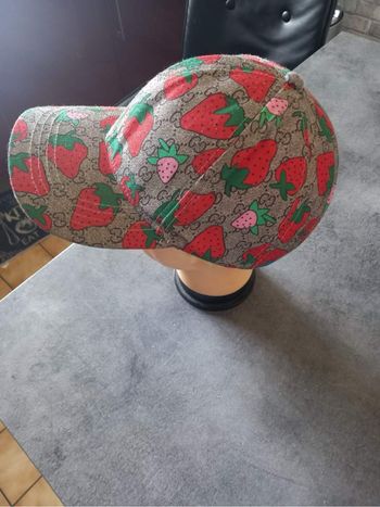 Casquette Gucci  en parfait état