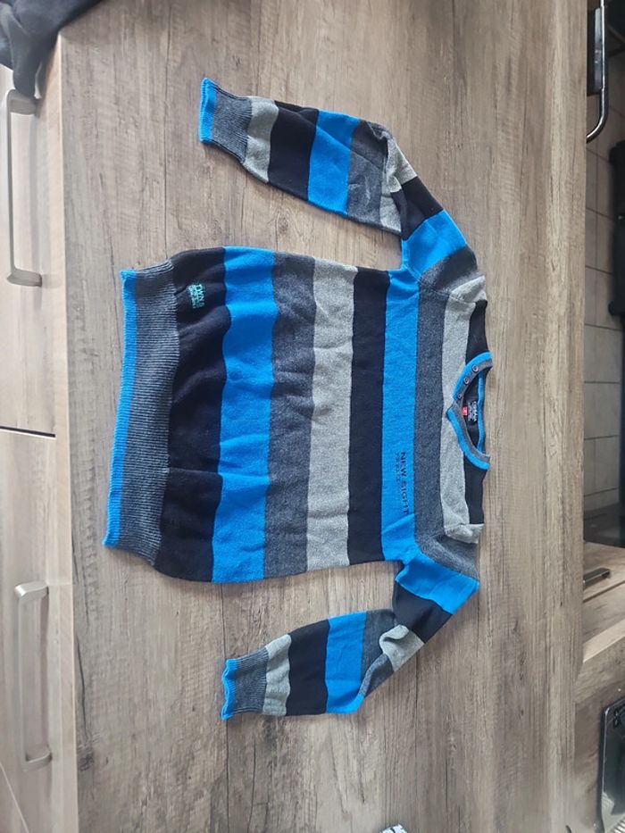 Pull garçon  tissaia 10ans
