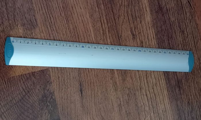 Règle de 30cm neuve