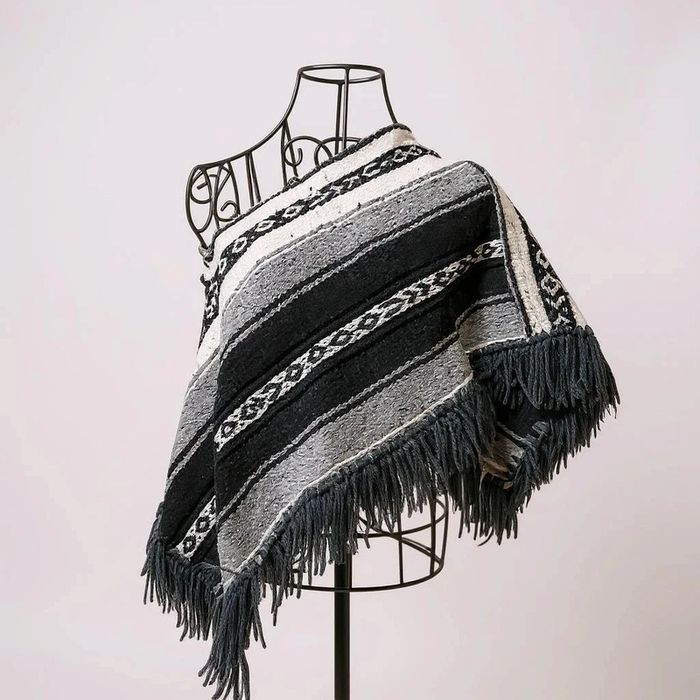 Jolie ponchos Femme - photo numéro 4