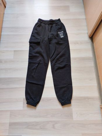Pantalon jogging 2 poches avant, 1 poche sur le côté