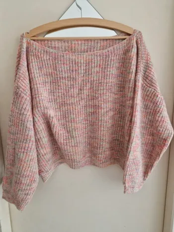 Pull chiné multicolore dechiré épaule dénudé taille M