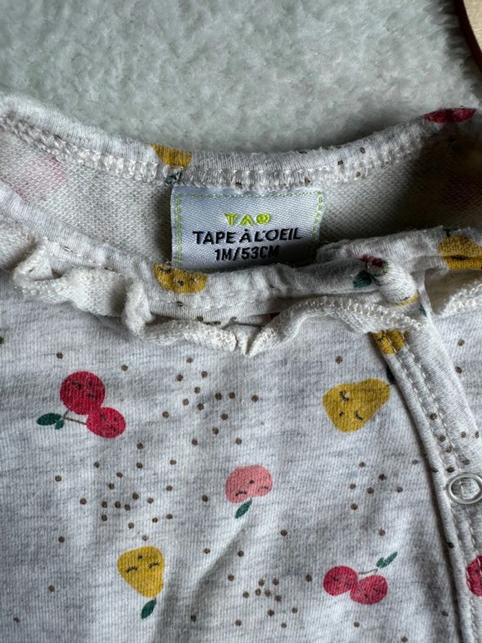 Pyjama 1 mois - photo numéro 2