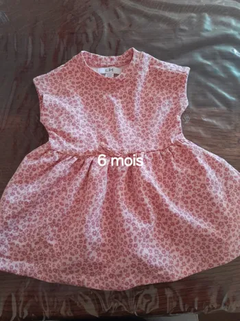 Robe mc 6 mois