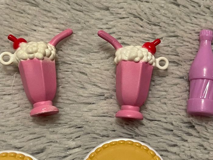 Lot accessoires cuisine poupée barbie - photo numéro 6