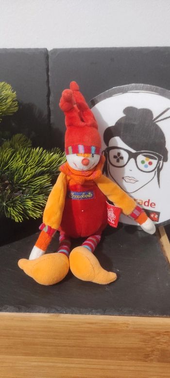 moulin roty Doudou peluche Capucin Dragobert rouge clown bonnet orange rayé