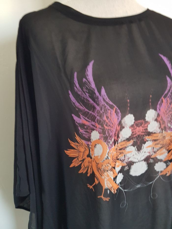 Blouse noire à motif multicolore. Chacok. Taille XL oversize, 127cm de large, 73cm de haut. - photo numéro 2