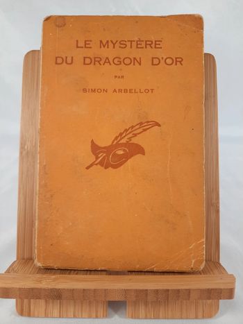 Simon Arbellot, Le mystère du dragon d'or, C3