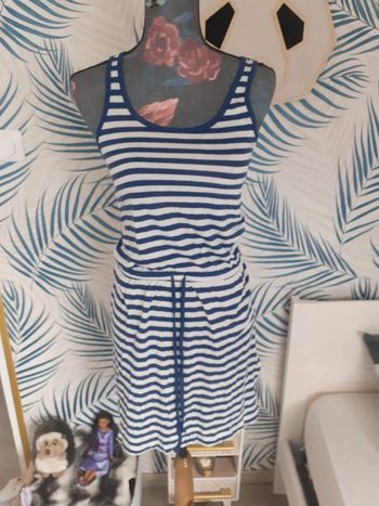 Robe légère à rayures S