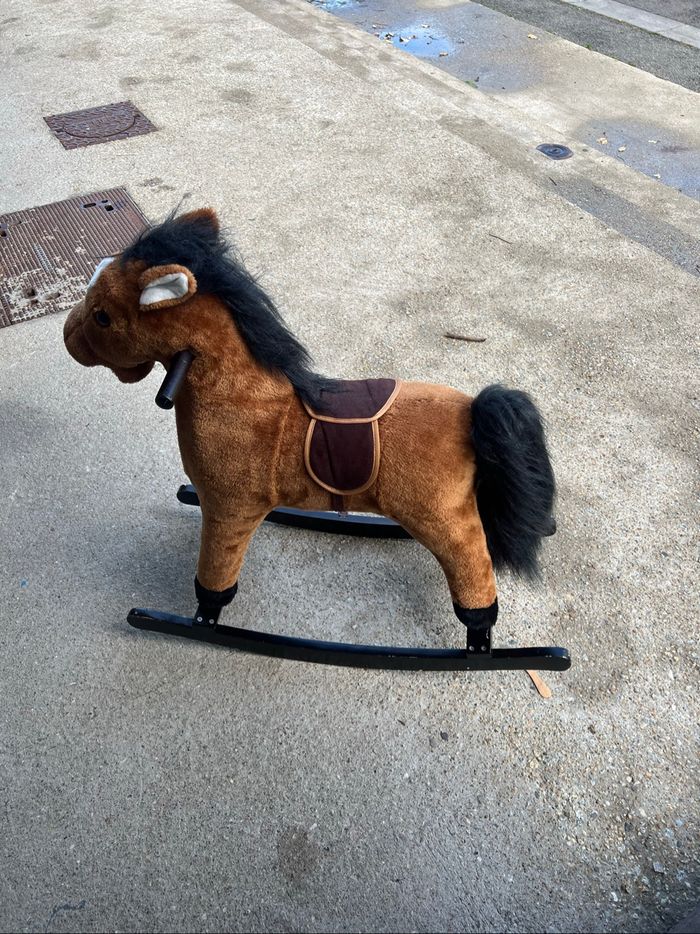 Cheval à bascule - photo numéro 2