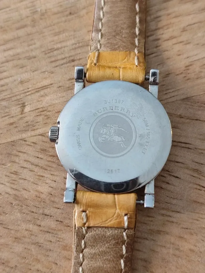 Montre Burberry 1387 - photo numéro 2