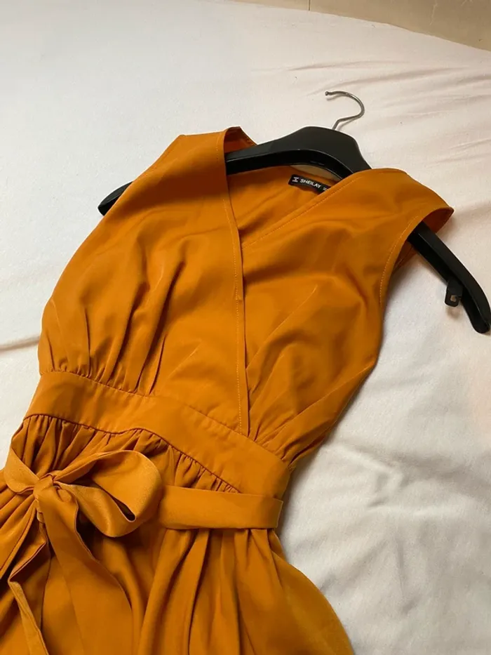 Robe longue moutarde - photo numéro 10