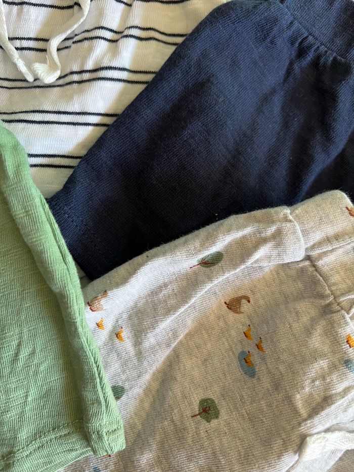 Lot de 4 shorts 3 mois - photo numéro 2