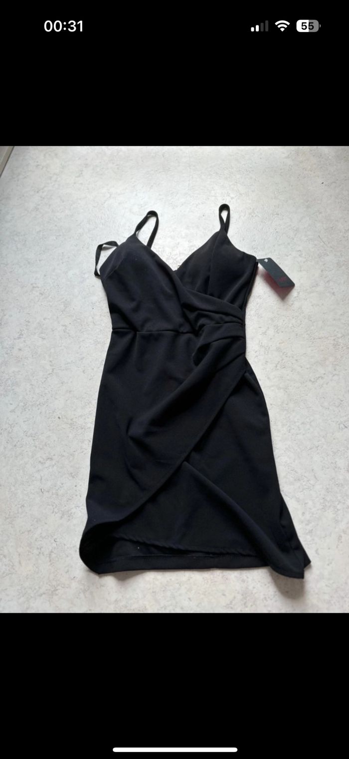 Robe noir