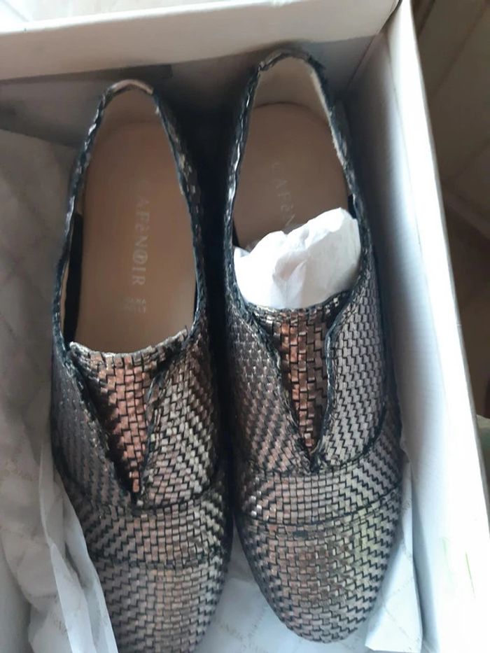 sublime chaussure couleur acier en cuir tressé "marque "café noir"pointure38 - photo numéro 6