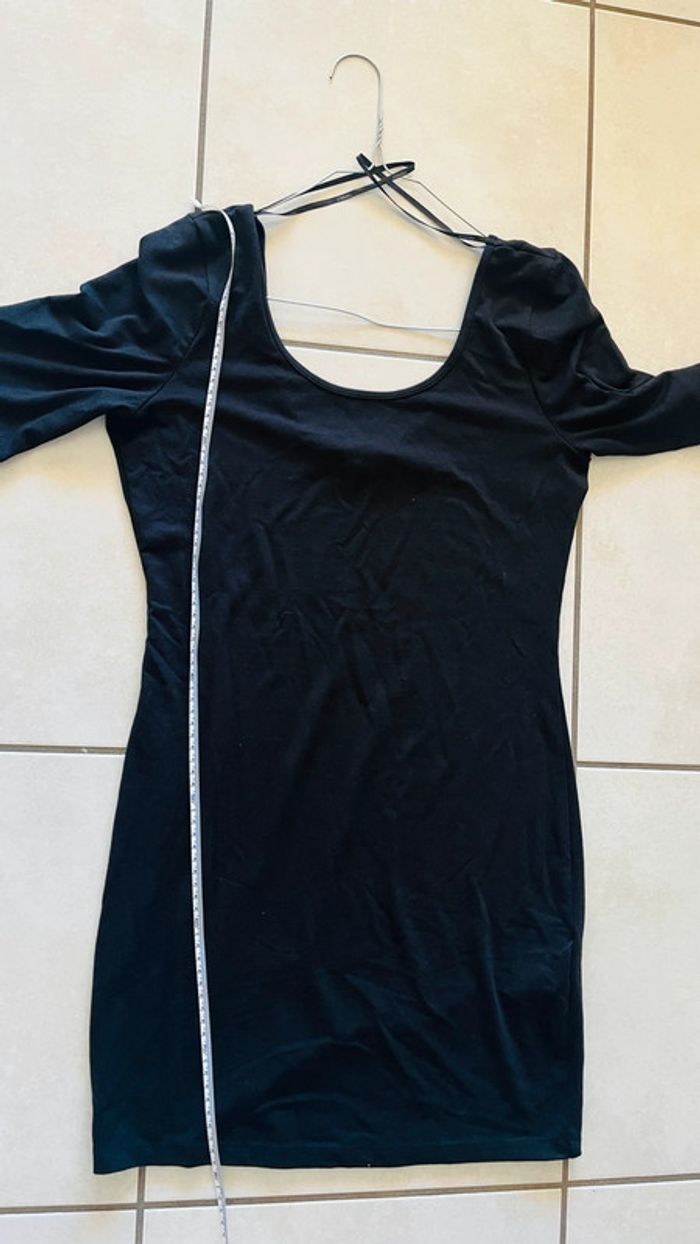 Robe noire Forever 21 - photo numéro 5