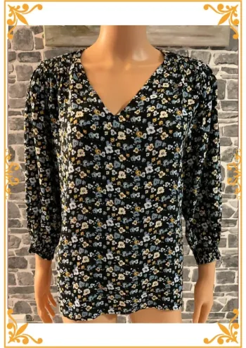Blouse " Vila "