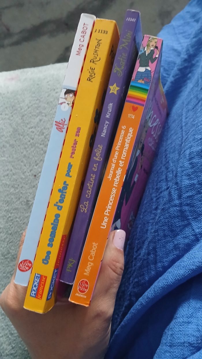 Lot de 4 livres ado - photo numéro 2