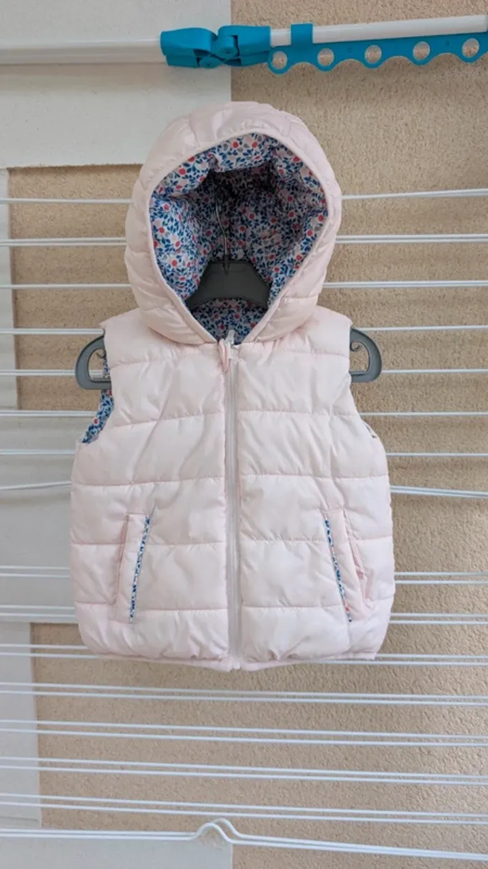 Veste sans manches 12 mois