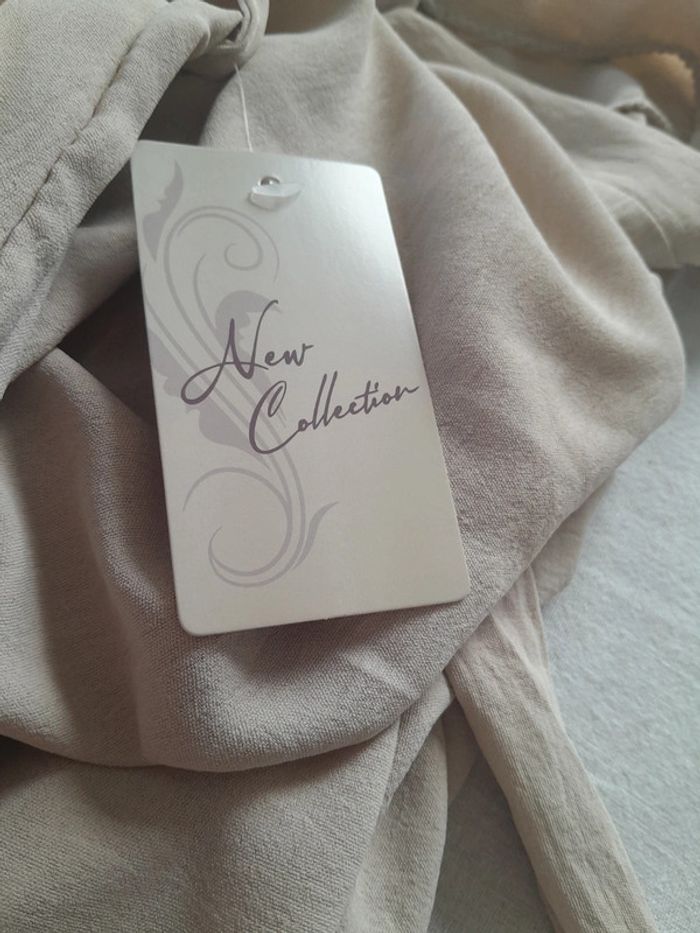 Jolie robe longue unie été neuve avec étiquette New Collection taille unique - photo numéro 4