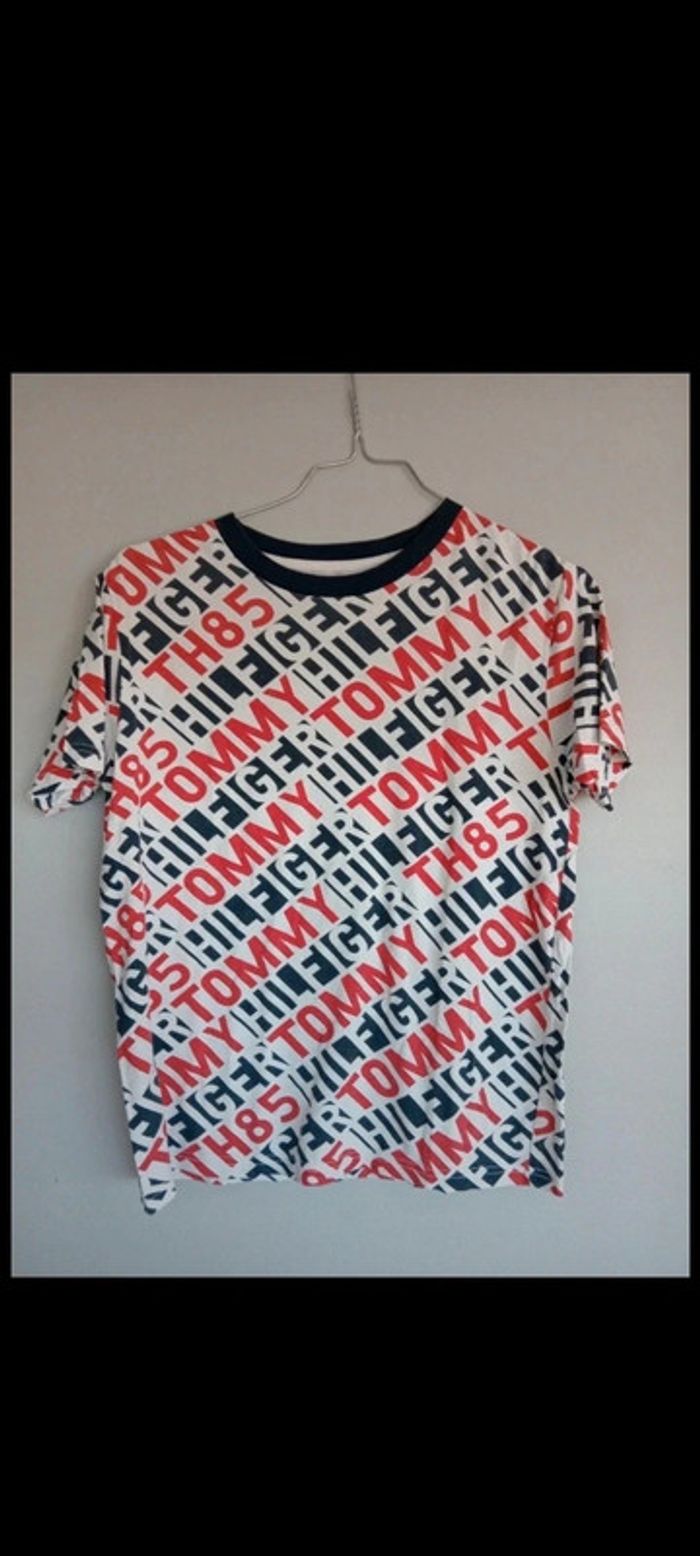 Tee shirt Tommy hilfiger 12 ans