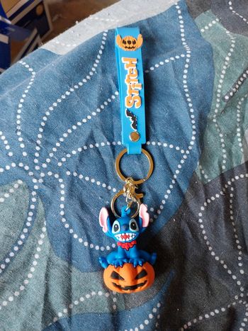 Pins Disney stitch halloween 🎃