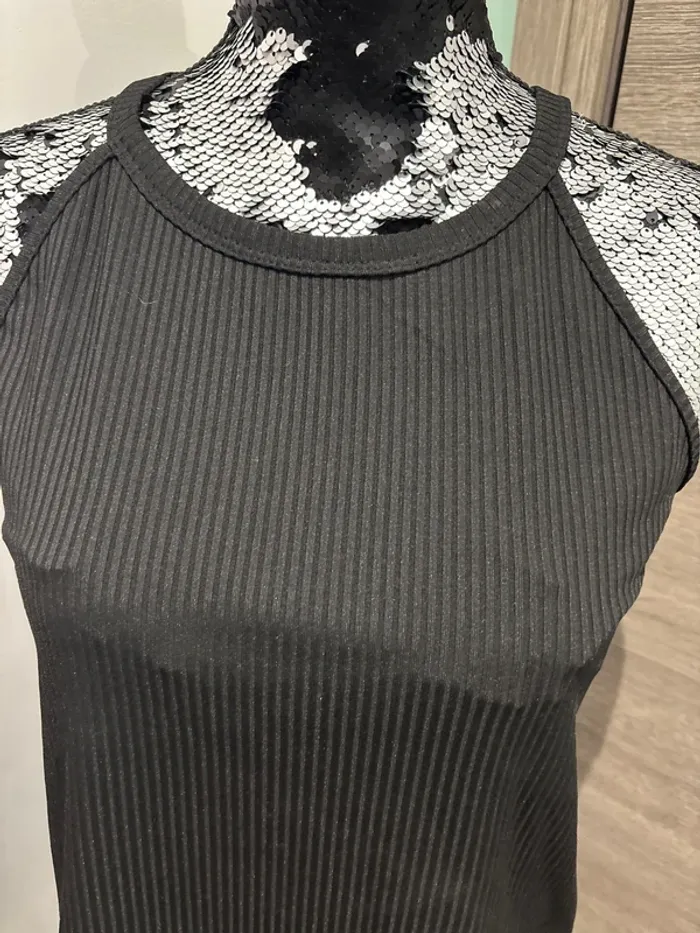 Ensemble short SHEIN taille 36 - photo numéro 2
