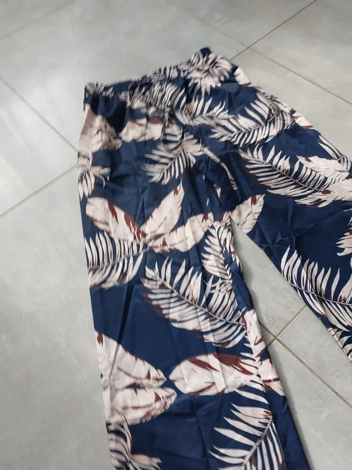 Pantalon fin neuf Shein - photo numéro 2