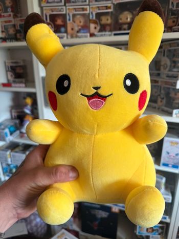 Peluche Pokémon pikachu