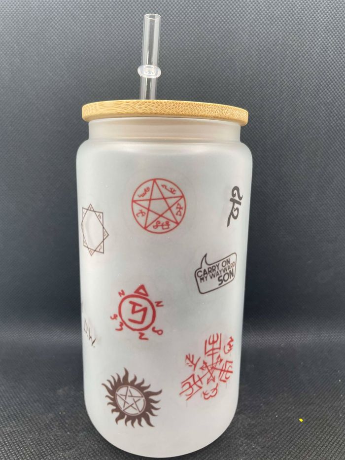 Gobelet en verre givré avec paille Supernatural / Dean winchester / Sam winchester - photo numéro 2